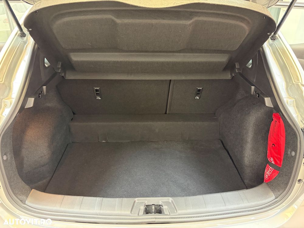 Nissan Qashqai 1.3 DIG-T SHIRO - 11