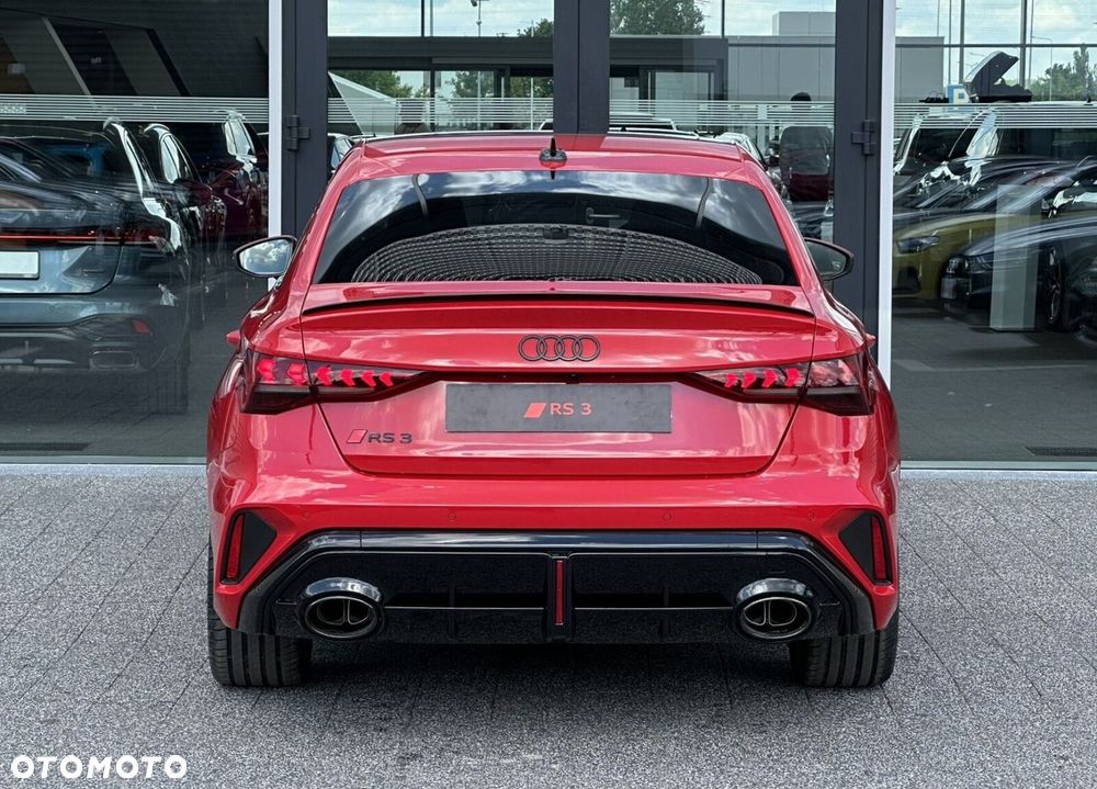 Audi RS3 Limousine - 9