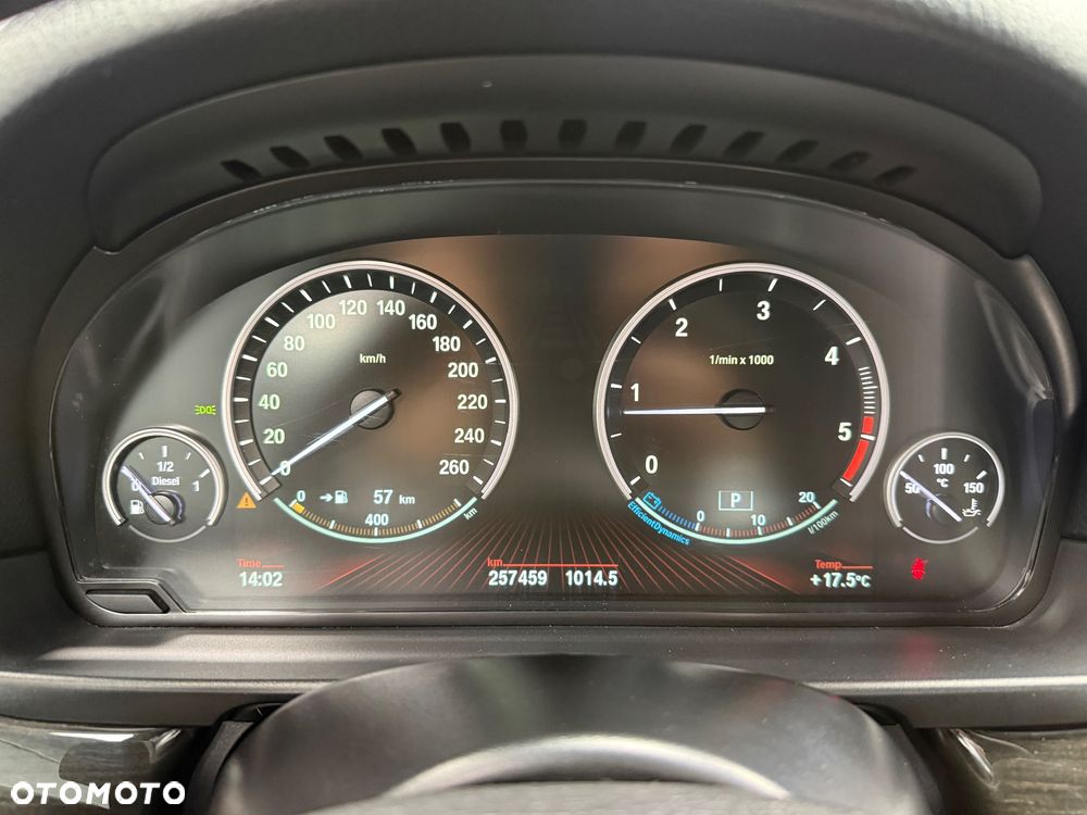 BMW Seria 5 - 12