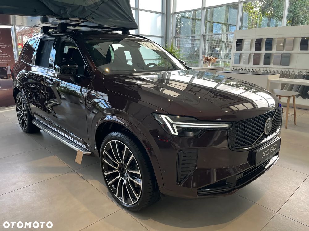 Volvo XC 90 T8 AWD Plug-In Hybrid Ultra Dark 7os - 3