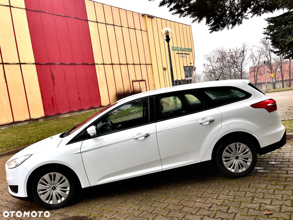 Ford Focus 1.0 EcoBoost STart-Stopp-System ACTIVE - 6