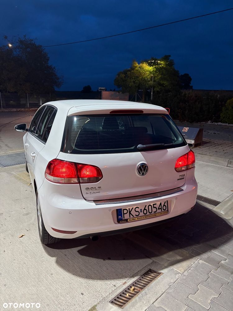 Volkswagen Golf - 8
