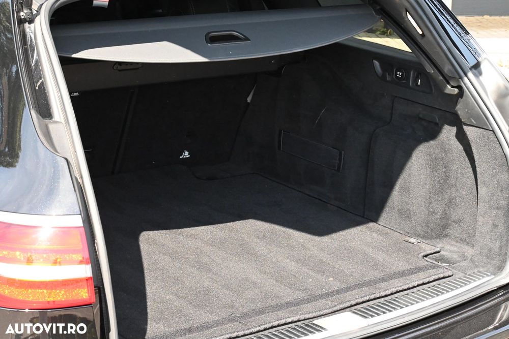 Mercedes-Benz E 220 d 9G-TRONIC - 12
