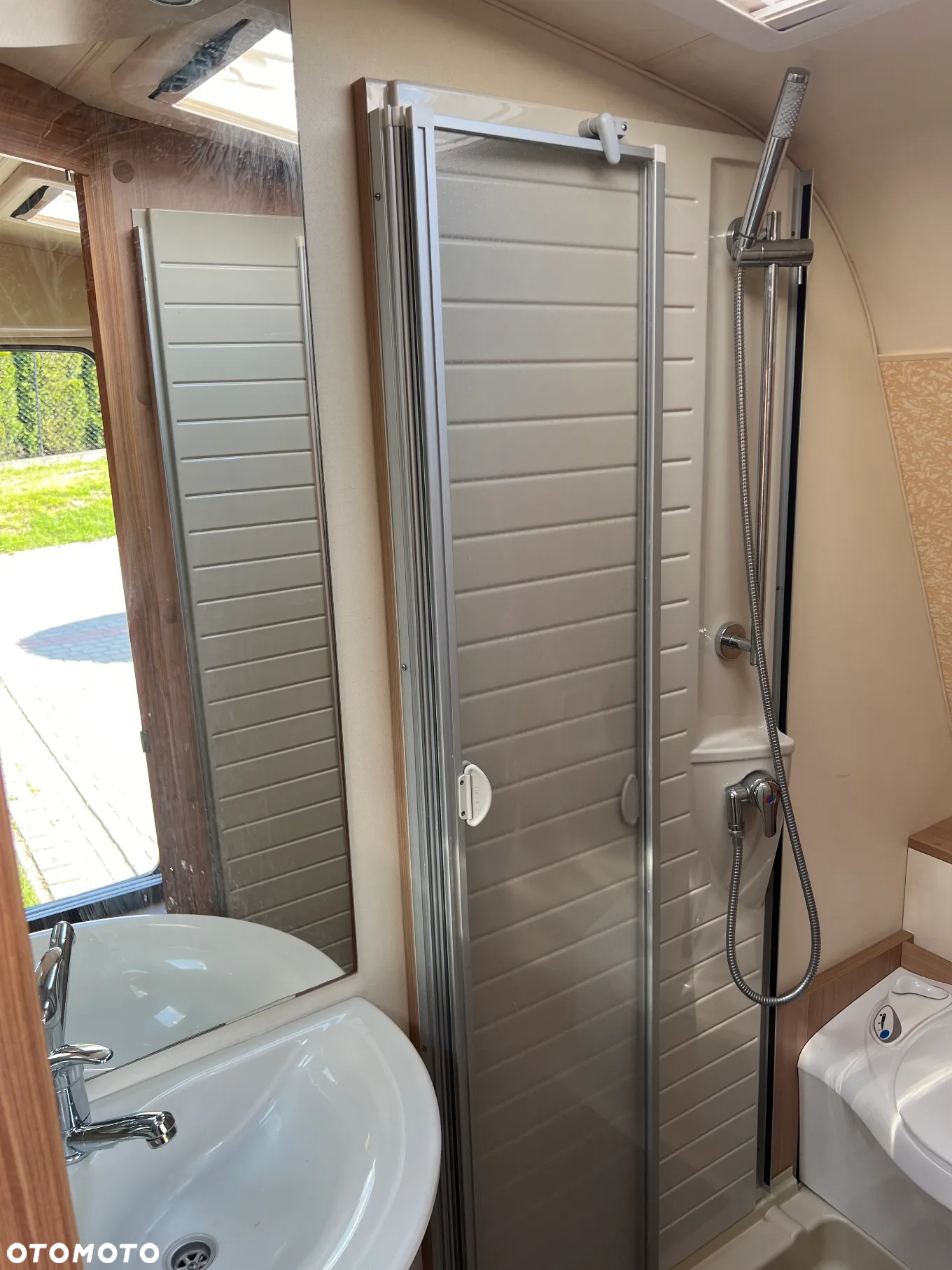 Burstner Averso Plus 410TS - 11