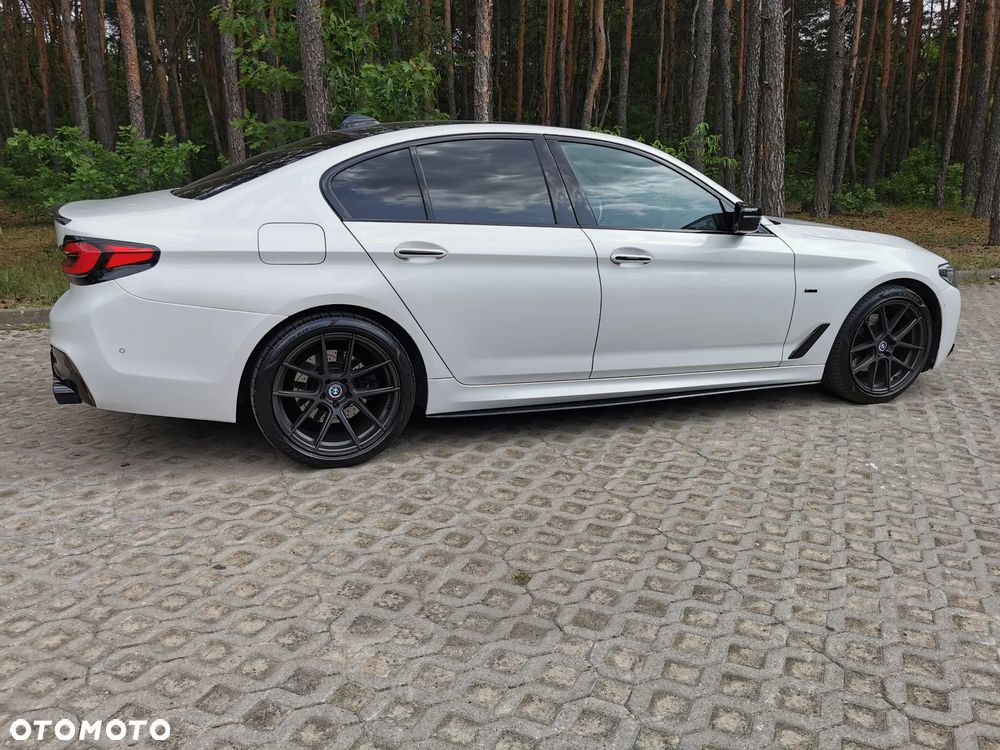 BMW Seria 5 520d xDrive Luxury Line - 11