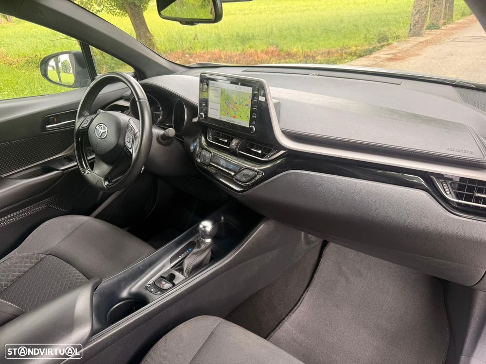 Toyota C-HR - 13