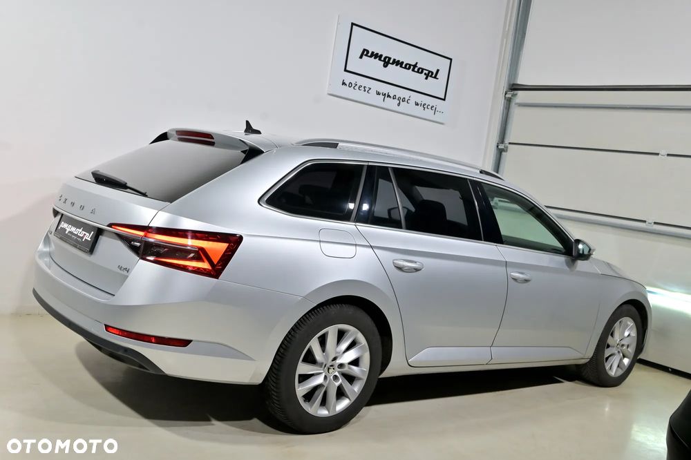 Skoda Superb 2.0 TDI SCR 4x4 Style DSG - 31