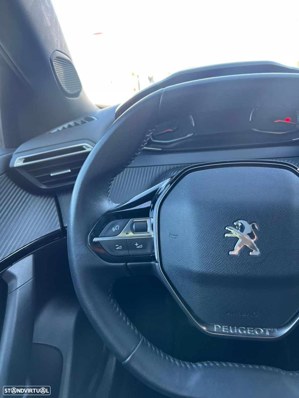 Peugeot 2008 1.2 PureTech Active - 29