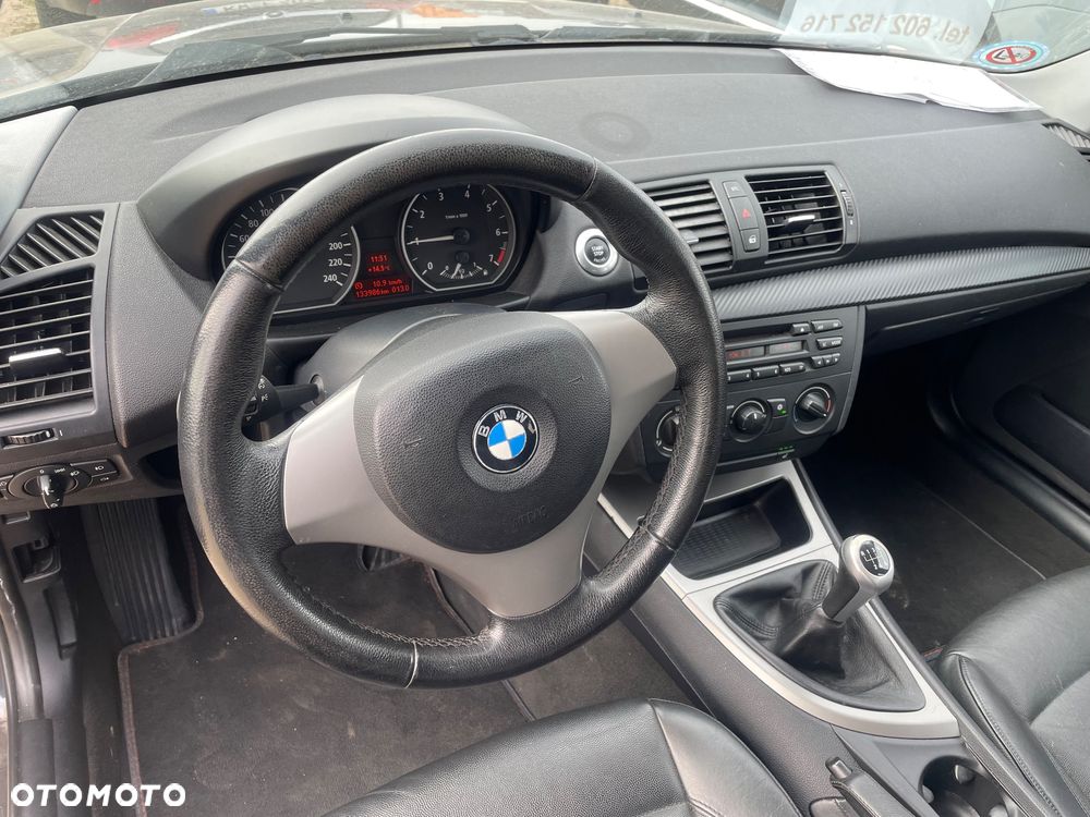 BMW Seria 1 - 32