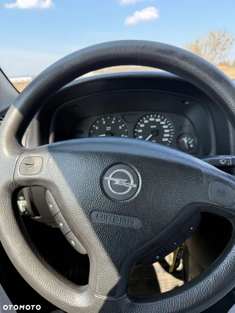 Opel Astra 1.6 16V 100 - 26