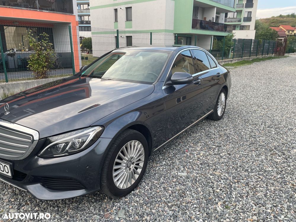 Mercedes-Benz C - 8