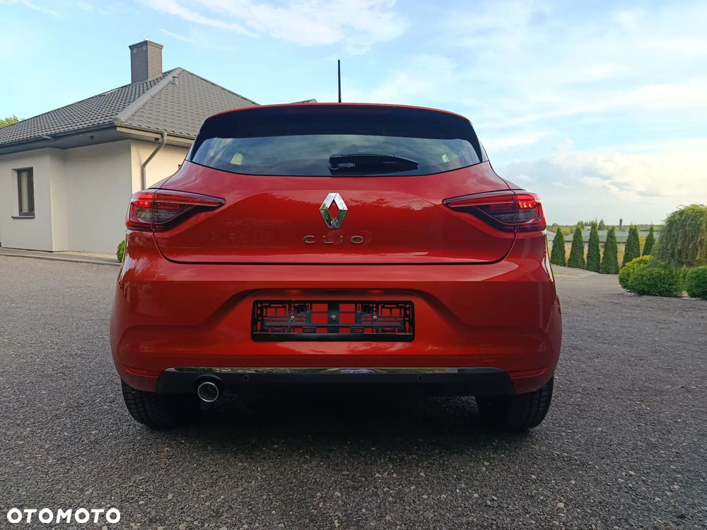 Renault Clio - 16