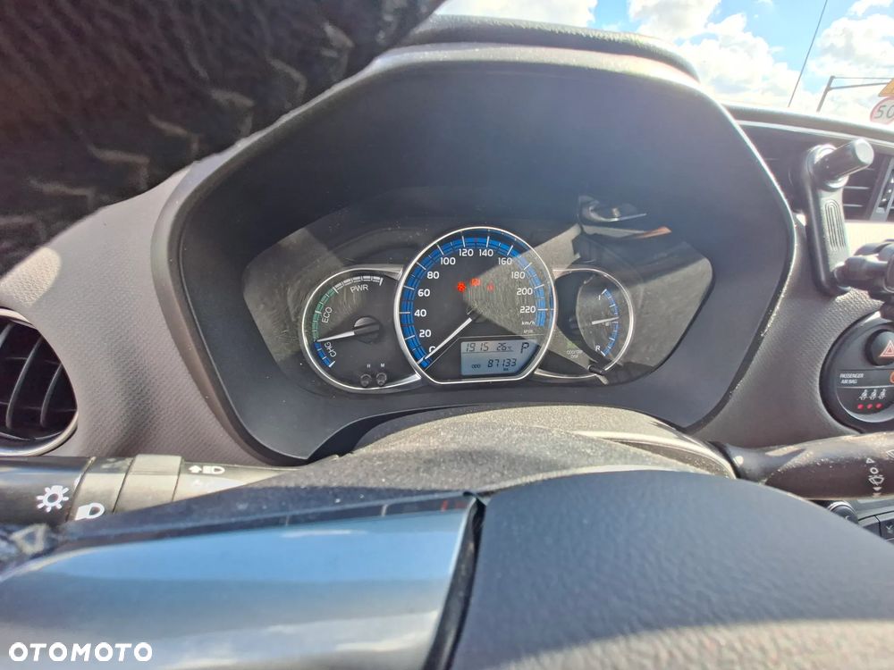 Toyota Yaris - 6