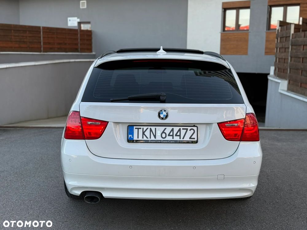 BMW Seria 3 320d Efficient Dynamics Sport Line - 8
