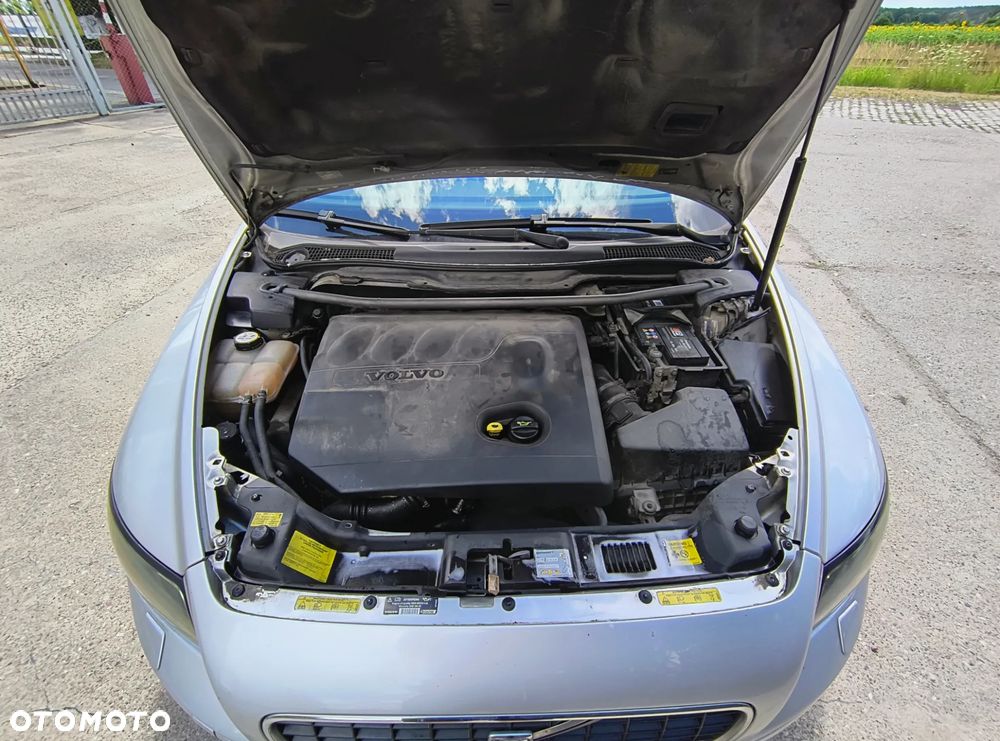 Volvo V50 2.0D DPF Momentum - 6