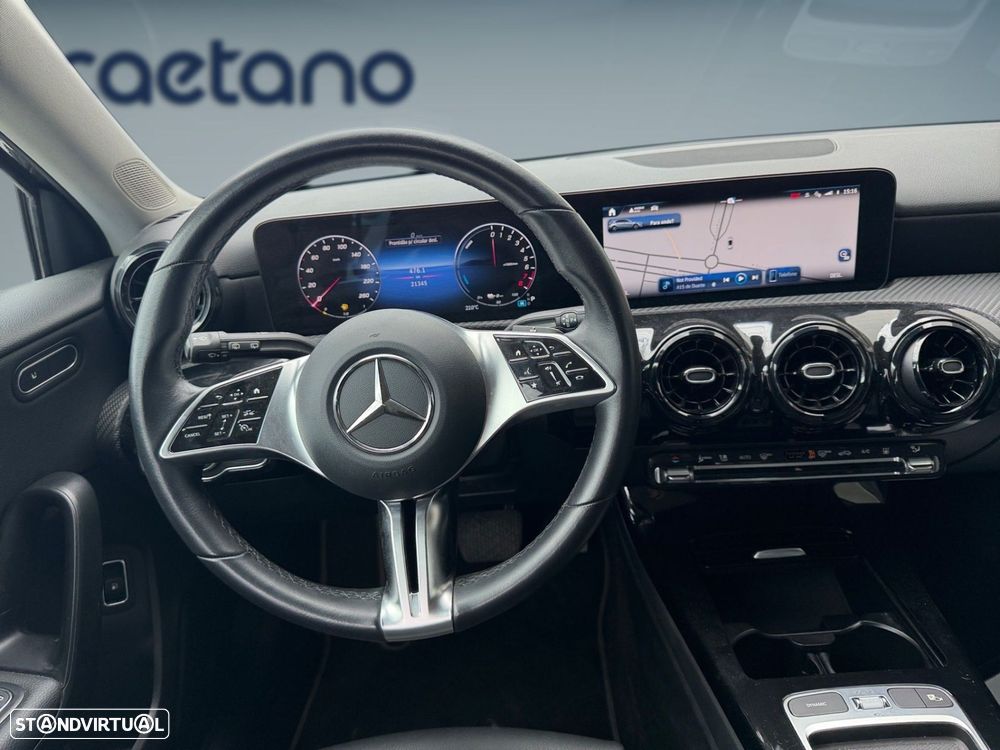 Mercedes-Benz A 250 e - 12