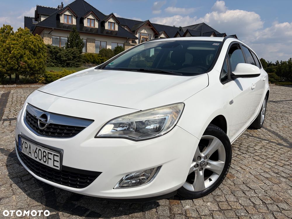 Opel Astra 1.6 Essentia - 1
