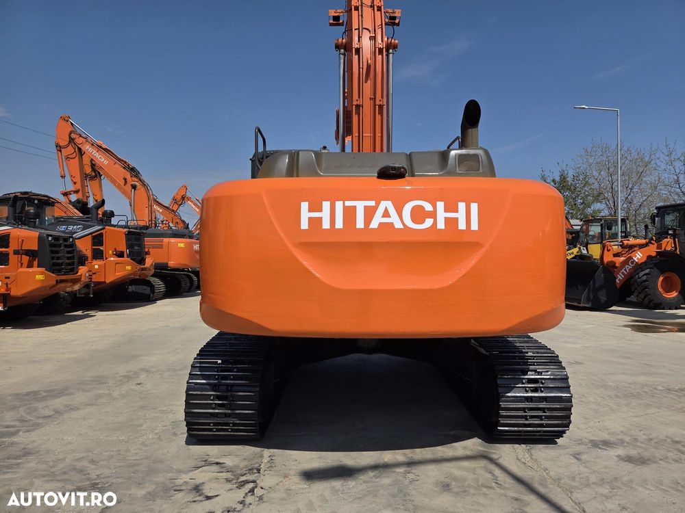 Hitachi SET BRATE LUNGI NOI 18m, cupa 0,9mc, 2019, 6.017h, gresare automata, latime 3,19m, 3 pompe hidr Hitachi, camera spate, camera laterala, consum mediu 13l/h, motor Isuzu 190CP, JAPONIA, doar 377h deplasare lant 80% ok, leasing 3 ani-PROMOTIE 131.900Eur - 17