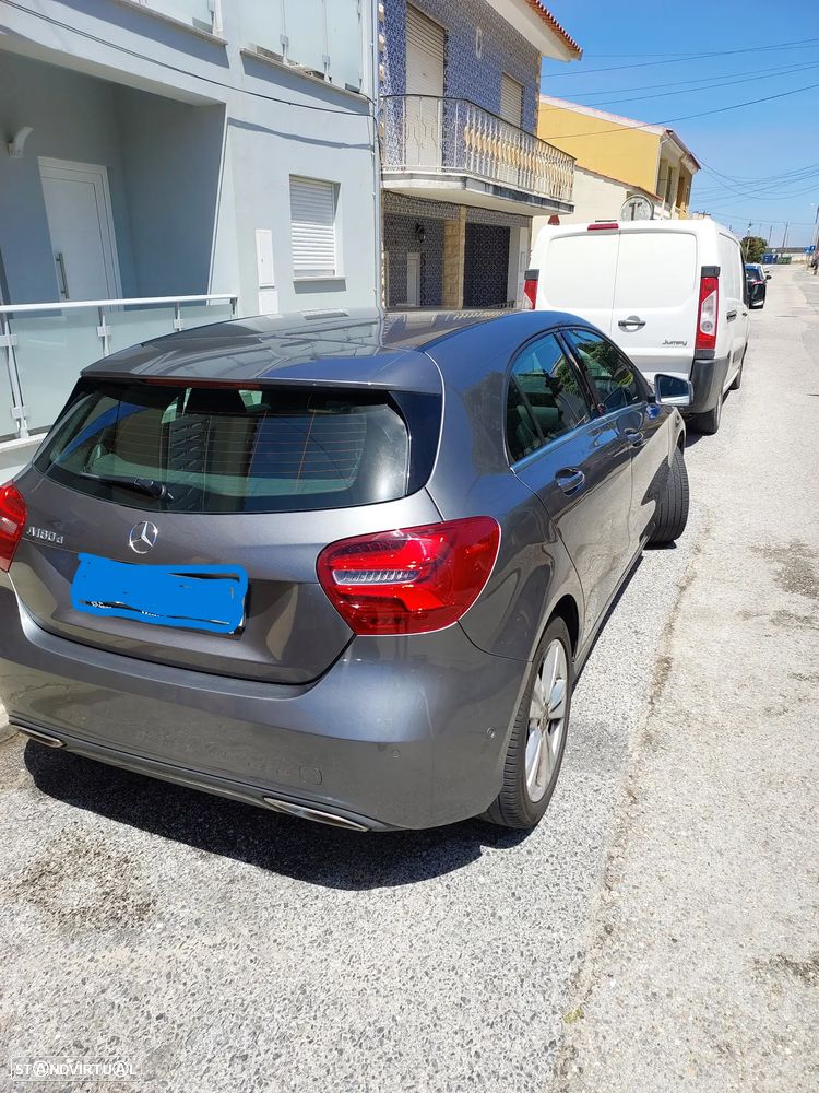 Mercedes-Benz A 180 d 7G DCT - 5