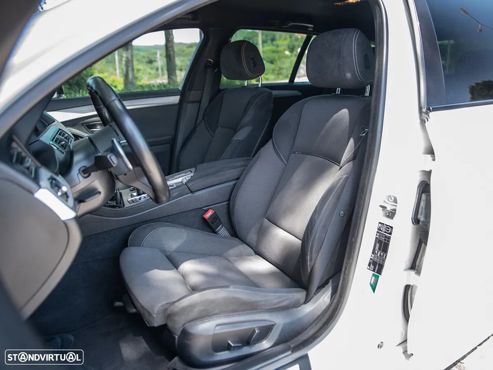 BMW 520 d Pack M Auto - 10