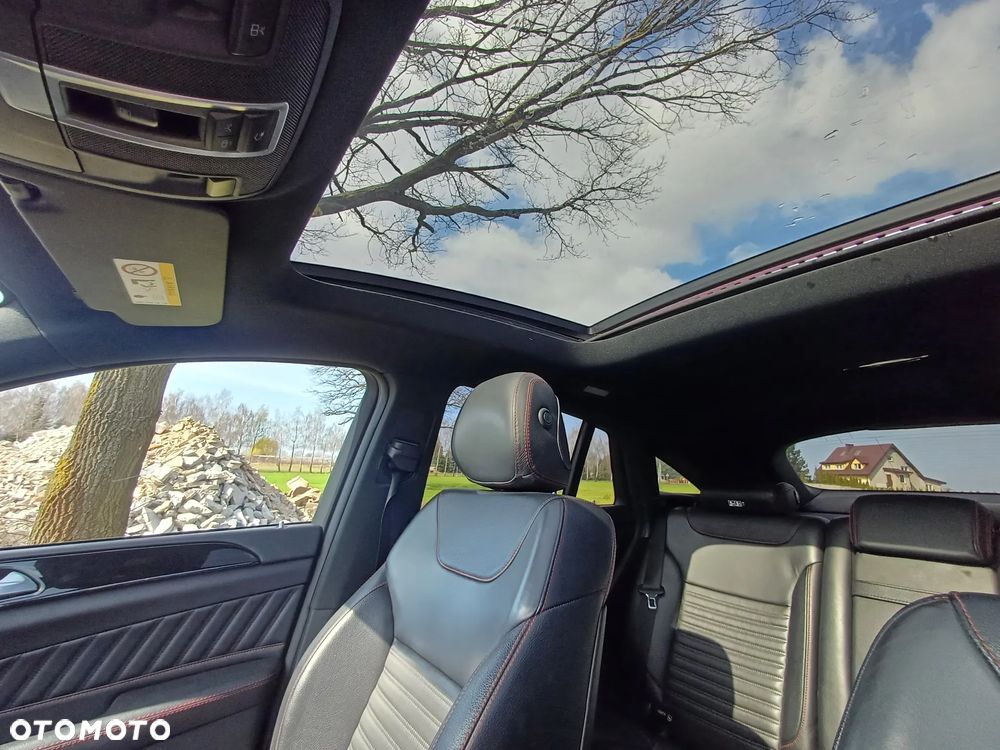 Mercedes-Benz GLE - 26