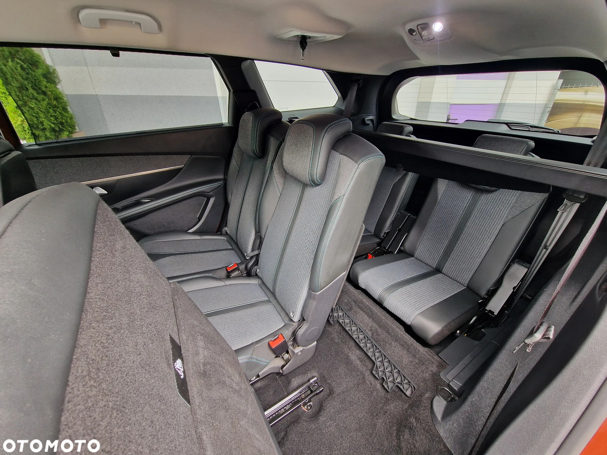 Peugeot 5008 BlueHDI 130 Allure - 21