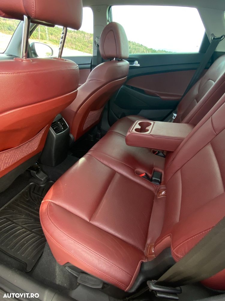 Hyundai Tucson 2.0 CRDI 4WD Automatik Style - 18