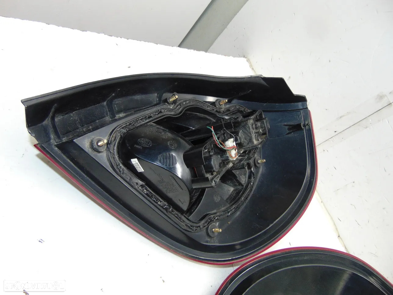 Nissan Almera farolins - 8