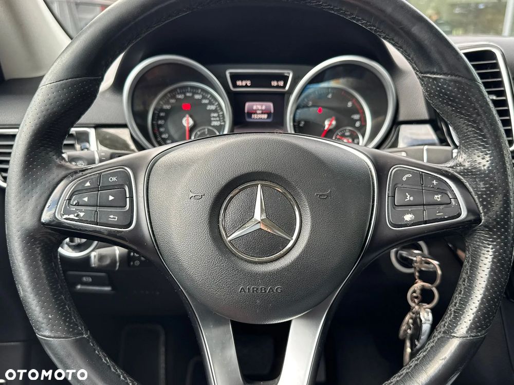 Mercedes-Benz GLE 350 d 4-Matic - 11