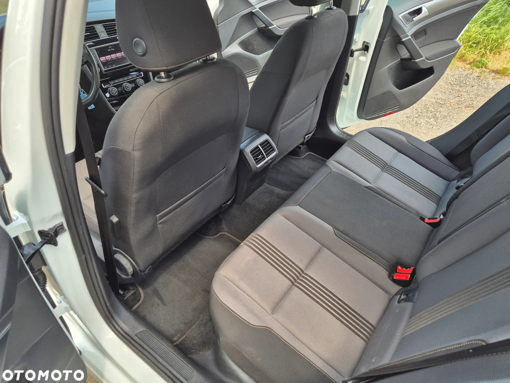 Volkswagen Golf 1.2 TSI BlueMotion Technology Allstar - 10