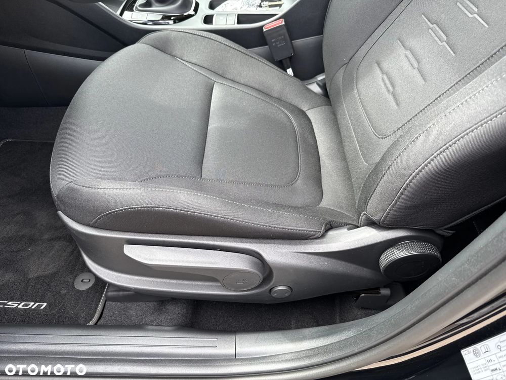 Hyundai Tucson 1.6 T-GDi Smart 2WD - 12