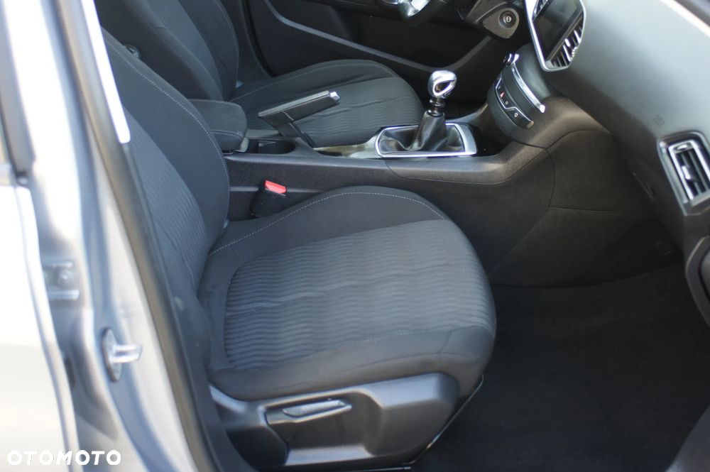 Peugeot 308 BlueHDi 120 Stop & Start Allure - 20