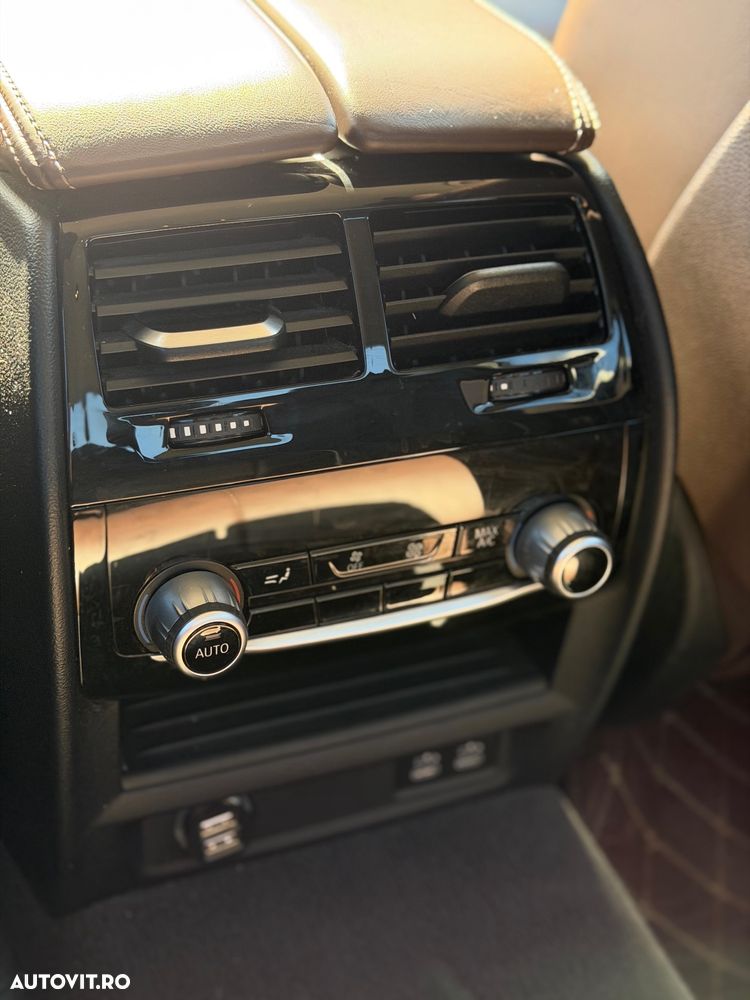 BMW Seria 5 ver-530i-aut-luxury-line - 4