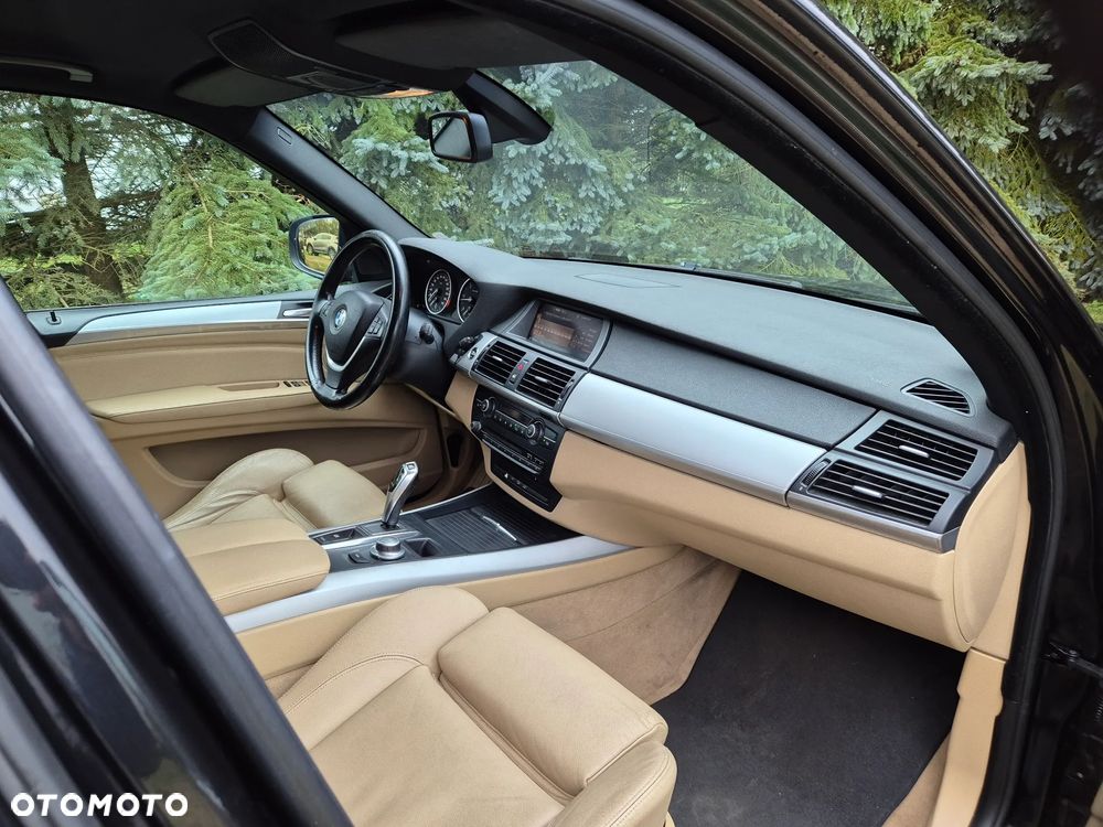 BMW X5 xDrive35d - 9