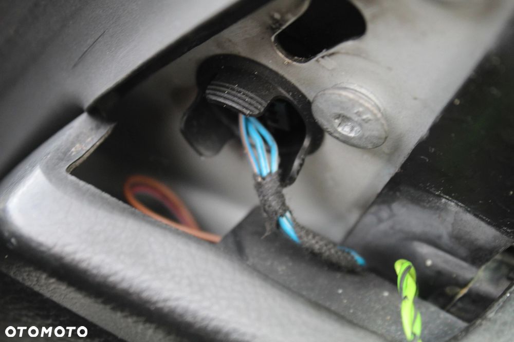 LUSTERKO LEWE PRAWE KOMPLET BMW E93 CARBON M3 LOOK 3PIN ANGLIK - 8