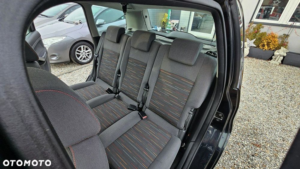 Ford Focus C-Max - 25