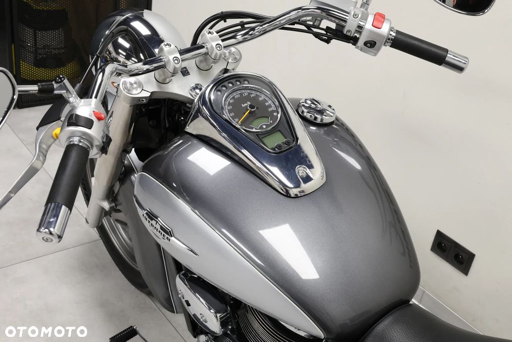 Suzuki VL 800 Volusia - 17