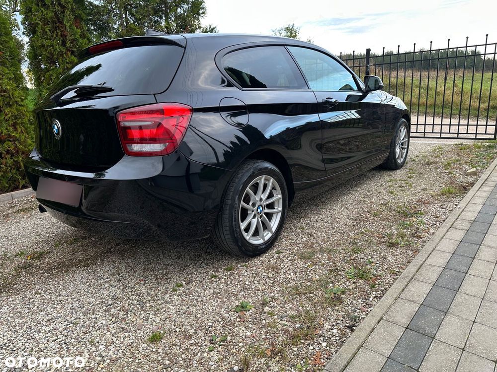 BMW Seria 1 116i - 17