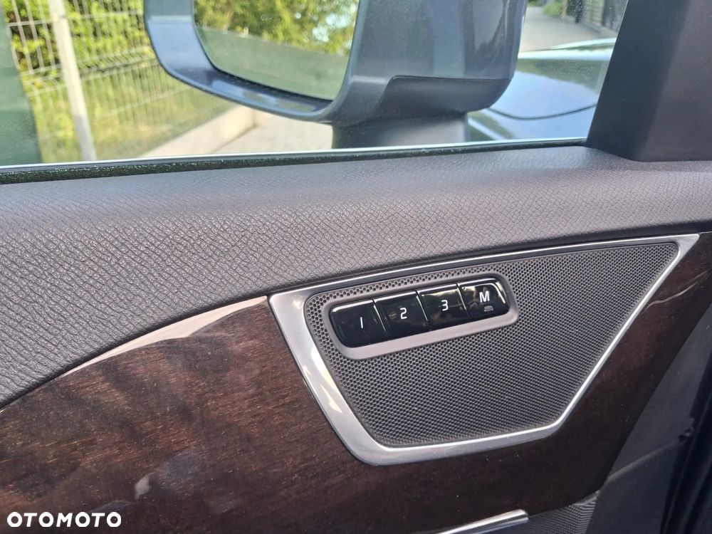 Volvo XC 90 T6 AWD Momentum 7os - 27