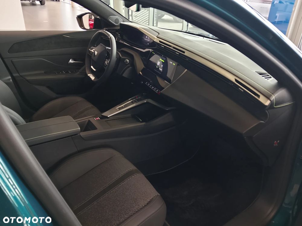Peugeot 408 1.2 PureTech mHEV GT S&S e-DCS6 - 20