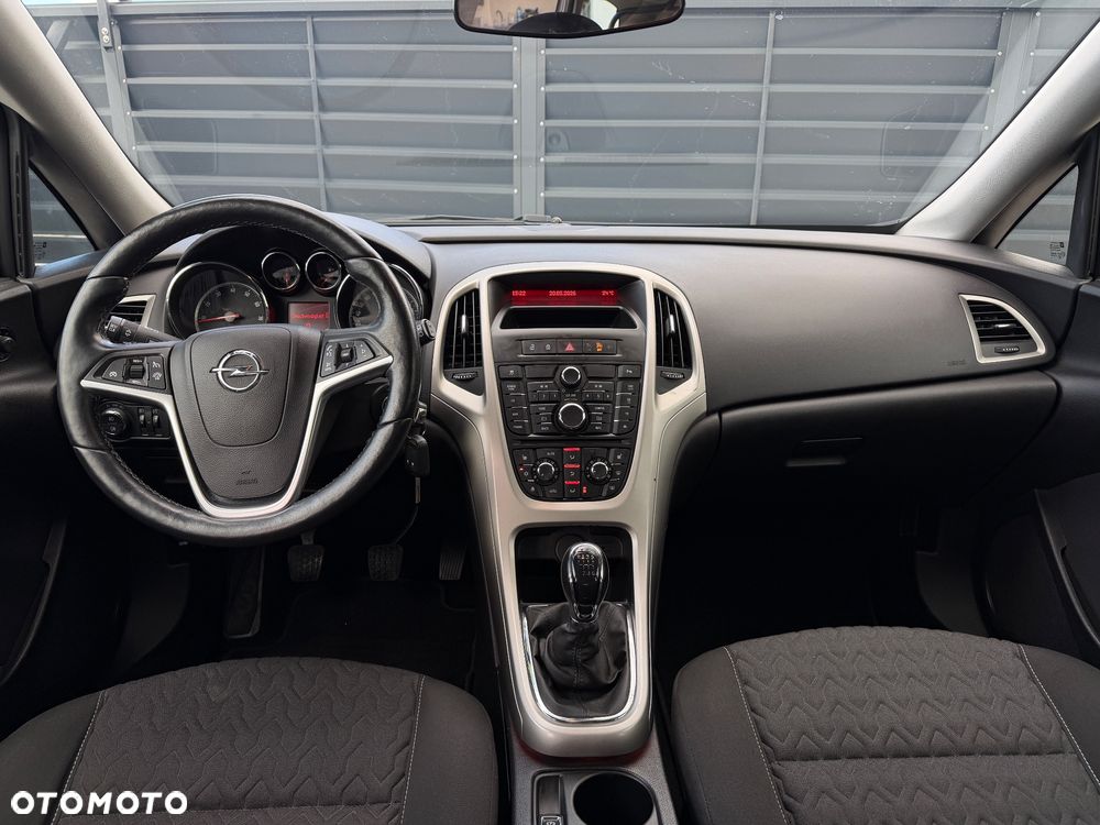 Opel Astra 1.4 Turbo - 13
