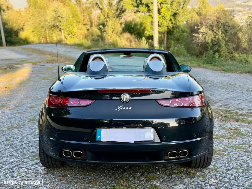 Alfa Romeo Spider 2.2 JTS 16V Exclusive - 3