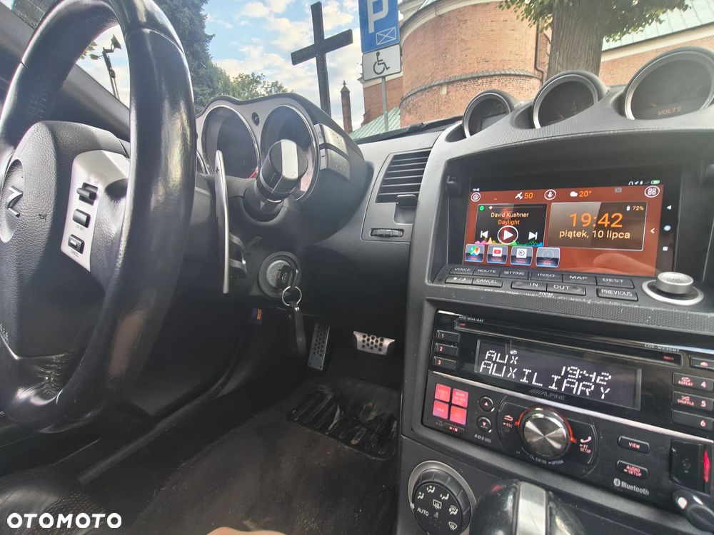 Nissan 350 Z - 21