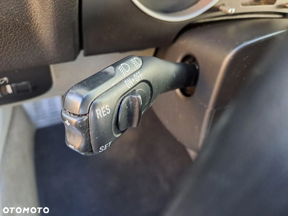 Audi TT Coupé 1.8T - 9