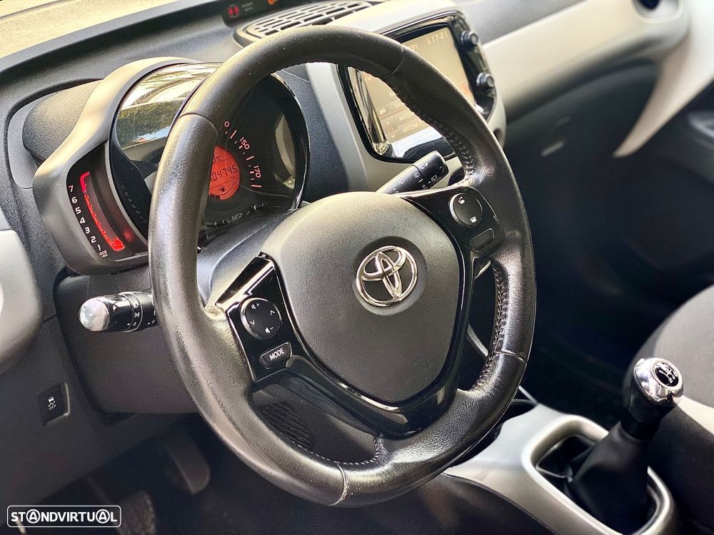 Toyota Aygo 1.0 X-Cite - 17