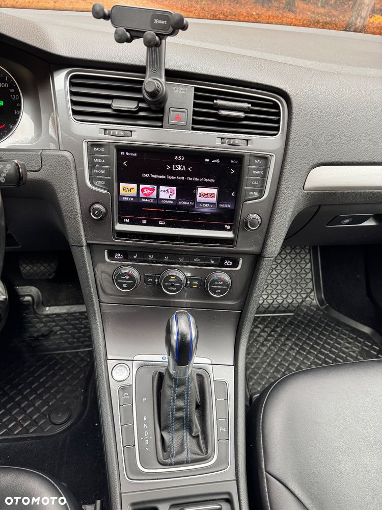 Volkswagen Golf e-Golf - 13