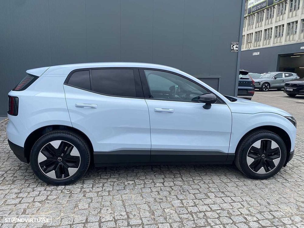 Volvo EX30 - 8