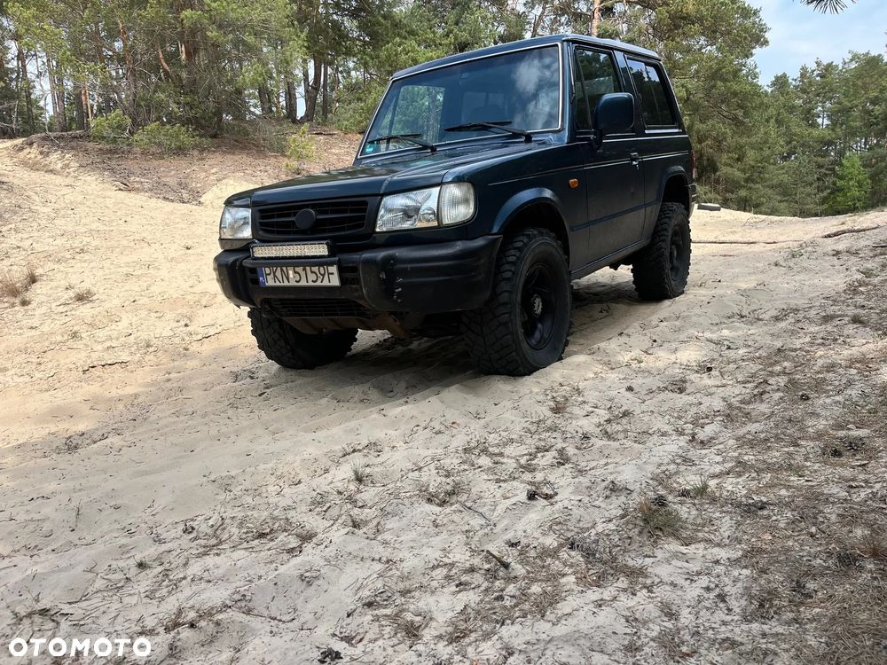 Hyundai Galloper - 2