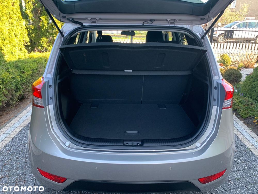 Hyundai ix20 1.6 Premium - 16