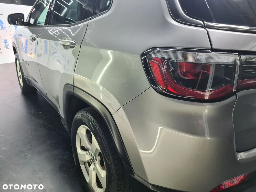 Jeep Compass 1.4 MultiAir Longitude - 35